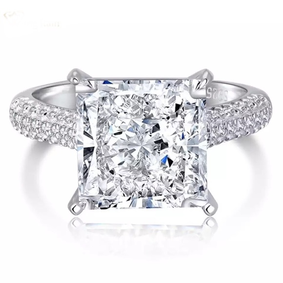 14k 4ct Princess Cut Ring - Picture 3 of 12